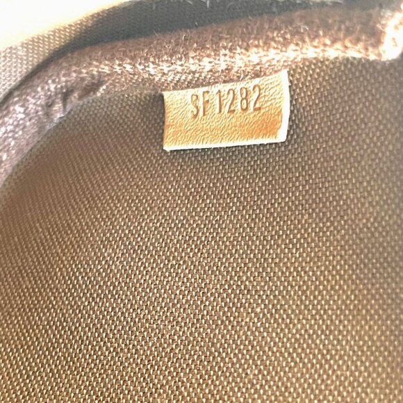 Louis Vuitton Mini Pochette Accessoires Bag - Picture 12 of 12